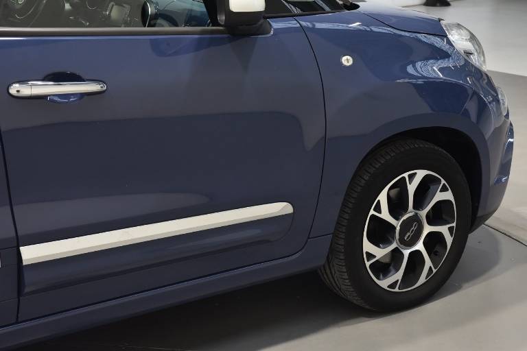 FIAT 500L 42