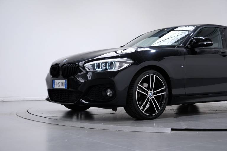 BMW 118 12