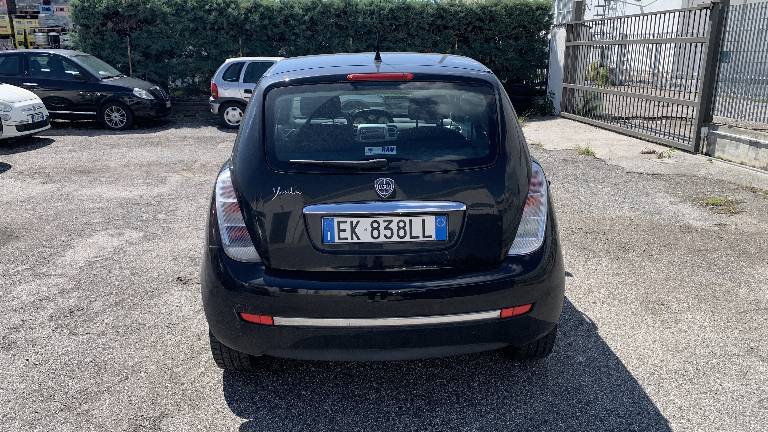 LANCIA Ypsilon 4