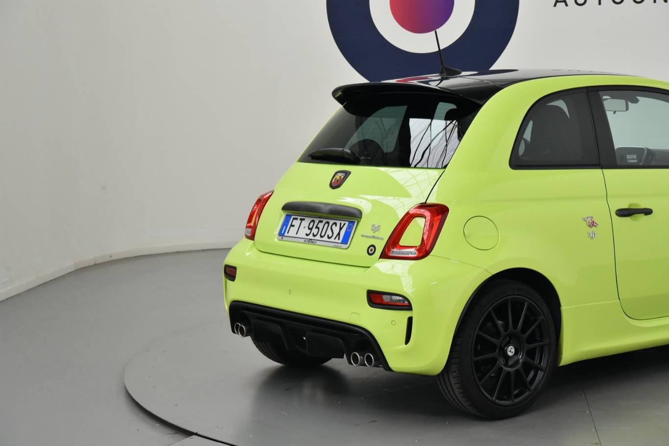 ABARTH 595 Competizione 16
