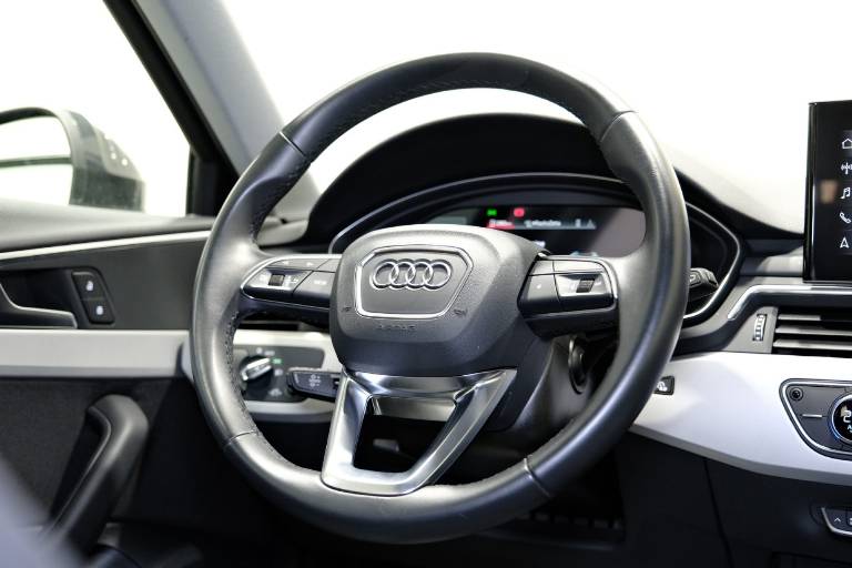 AUDI A4 48