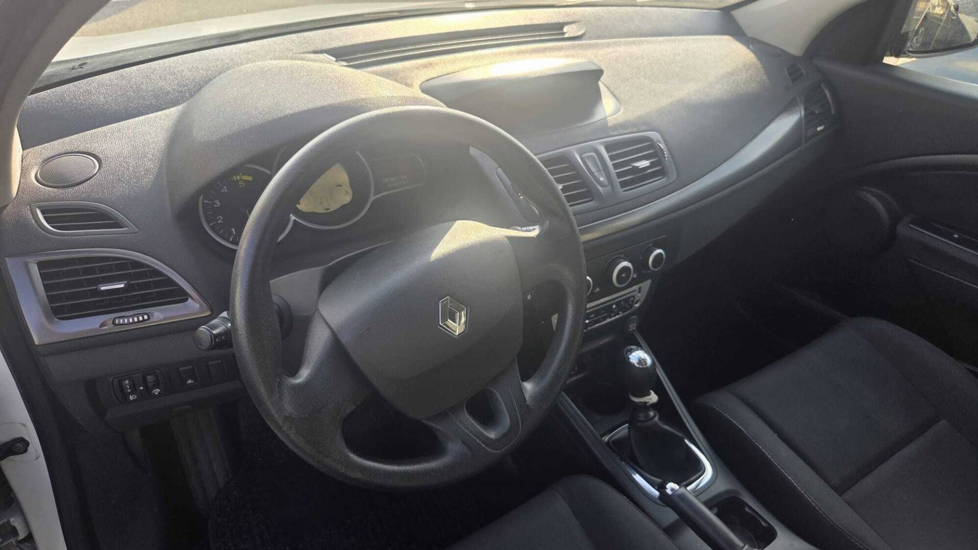 RENAULT Megane