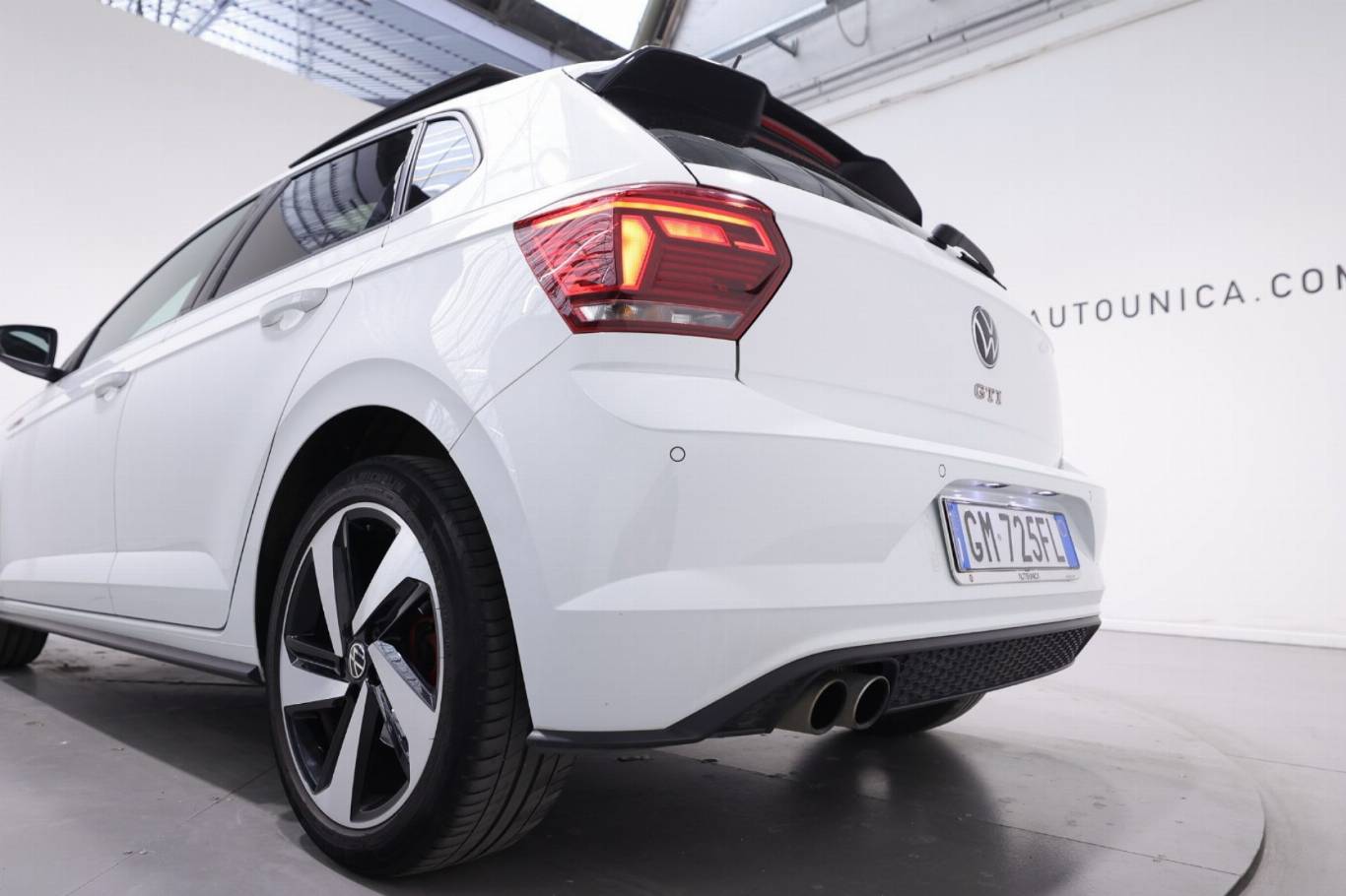 VOLKSWAGEN Polo GTI 41