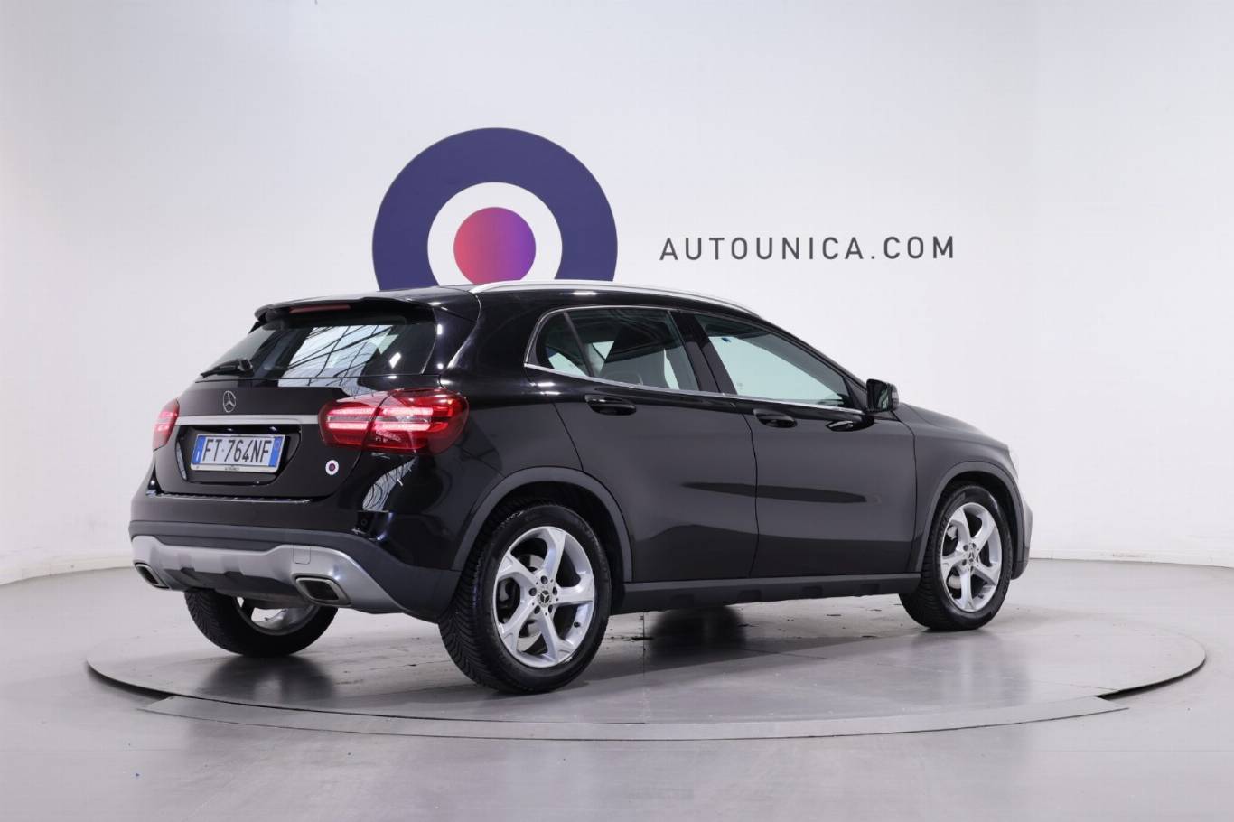 MERCEDES-BENZ GLA 200 14