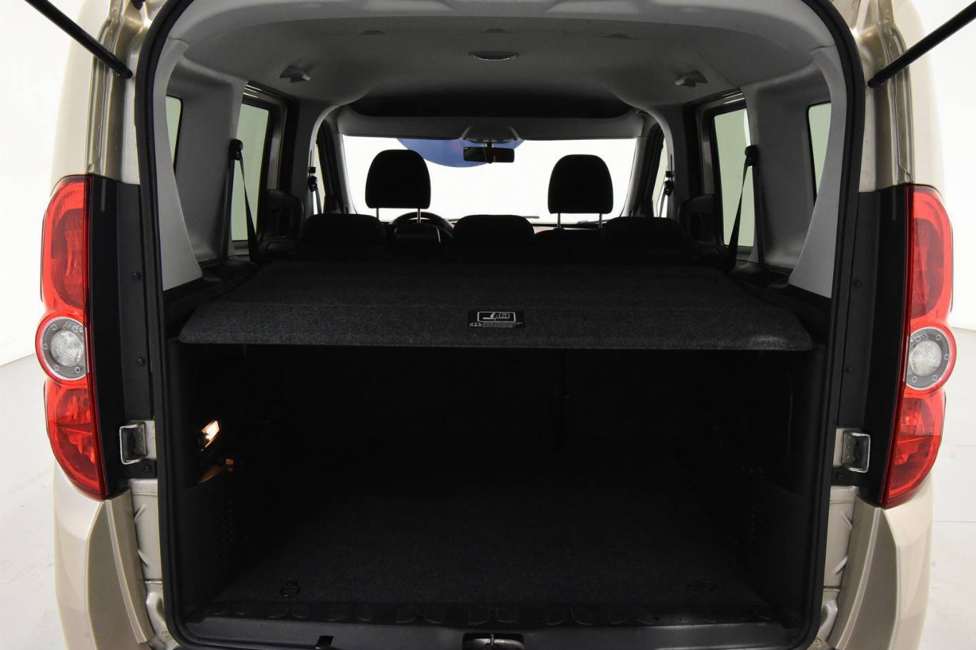 FIAT Doblo 13
