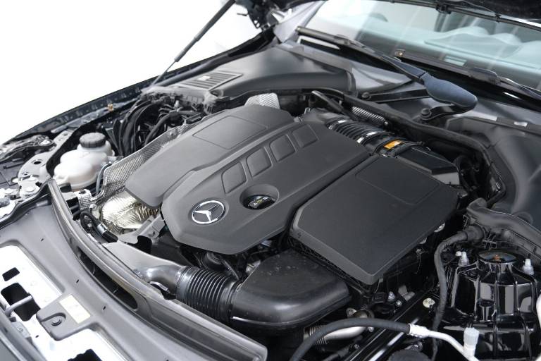 MERCEDES-BENZ C 200 69