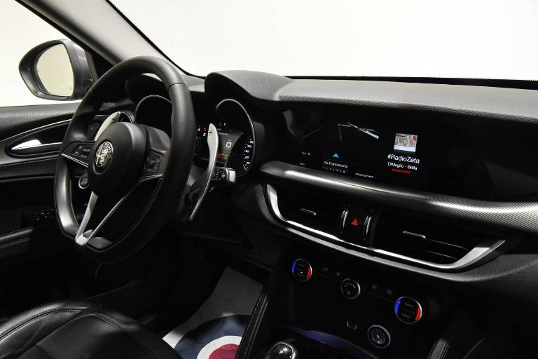 ALFA ROMEO Stelvio 30