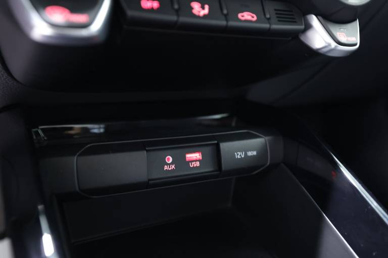 KIA Stonic 24