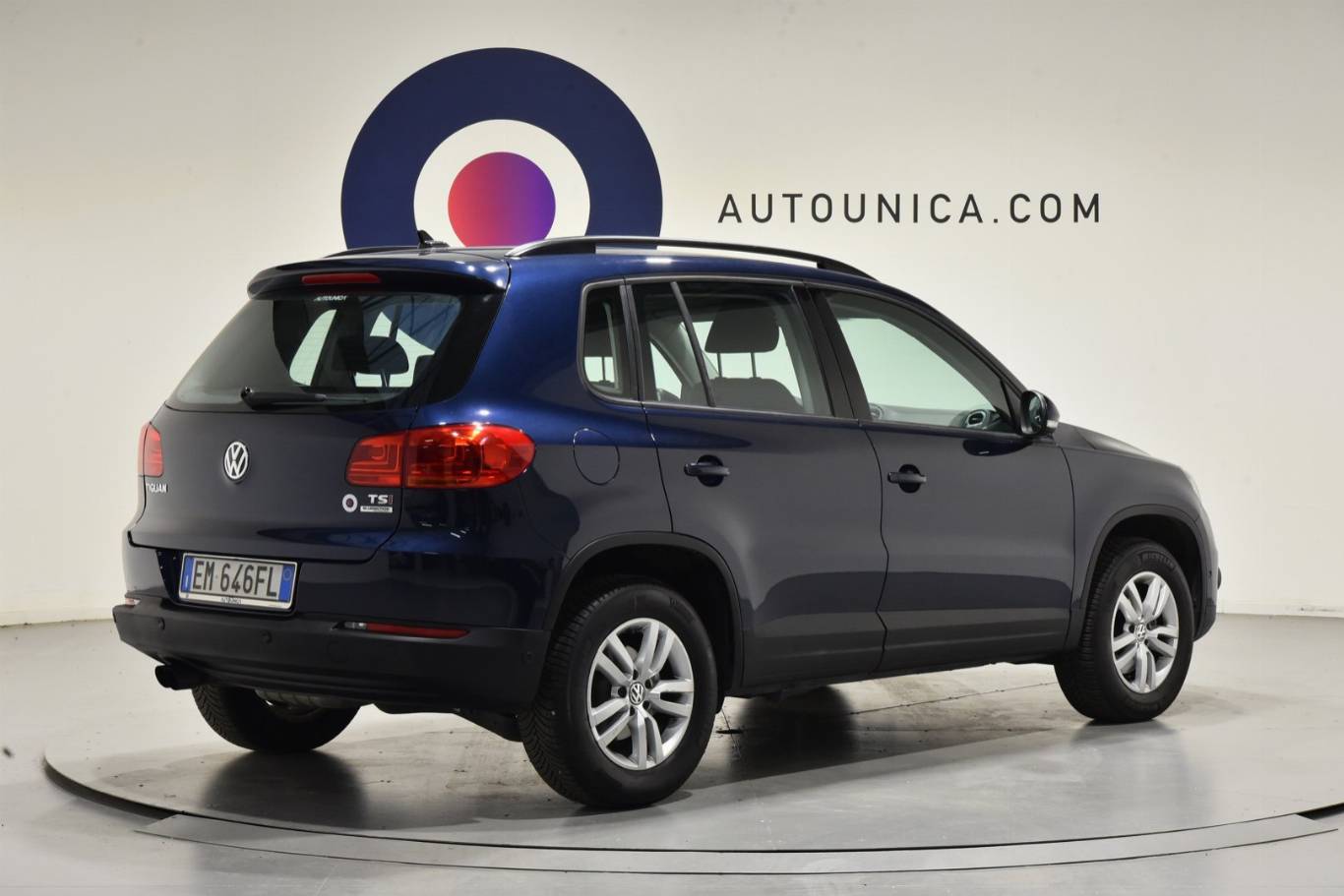 VOLKSWAGEN Tiguan 28