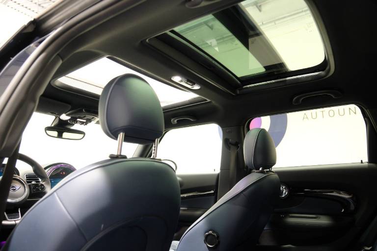 MINI Cooper Clubman 34