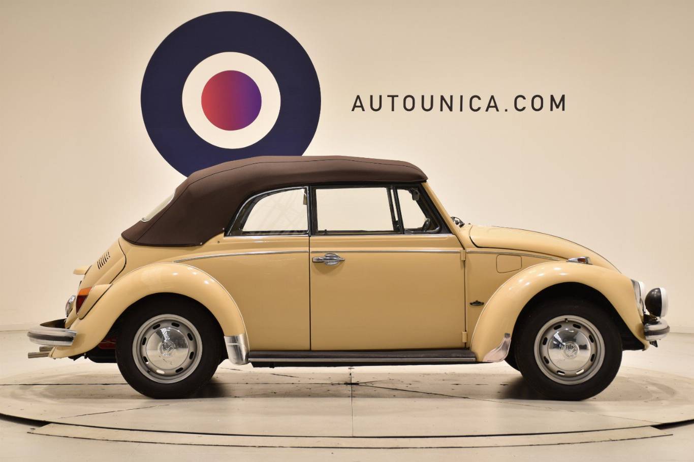 VOLKSWAGEN Maggiolino 32