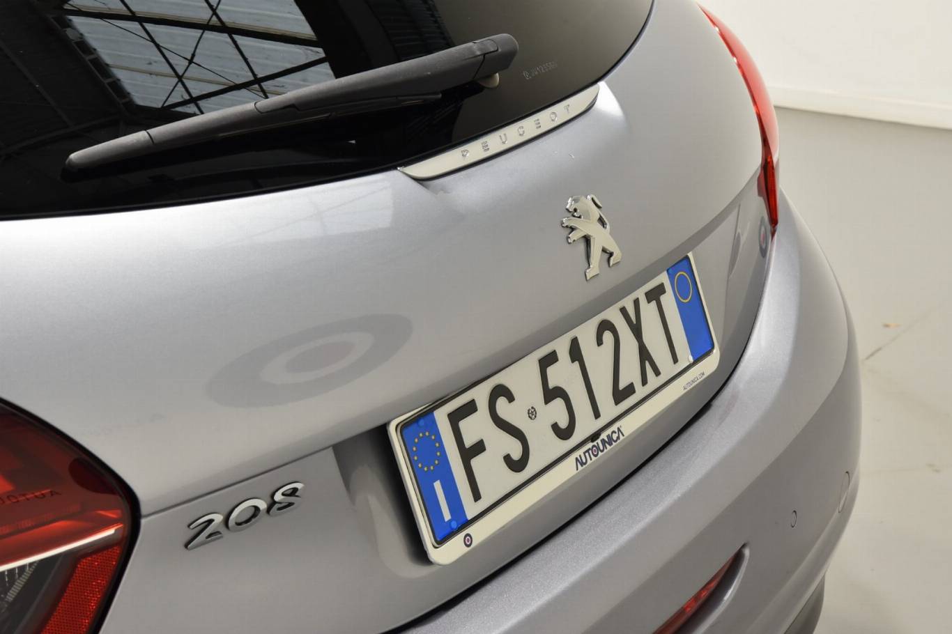 PEUGEOT 208 48