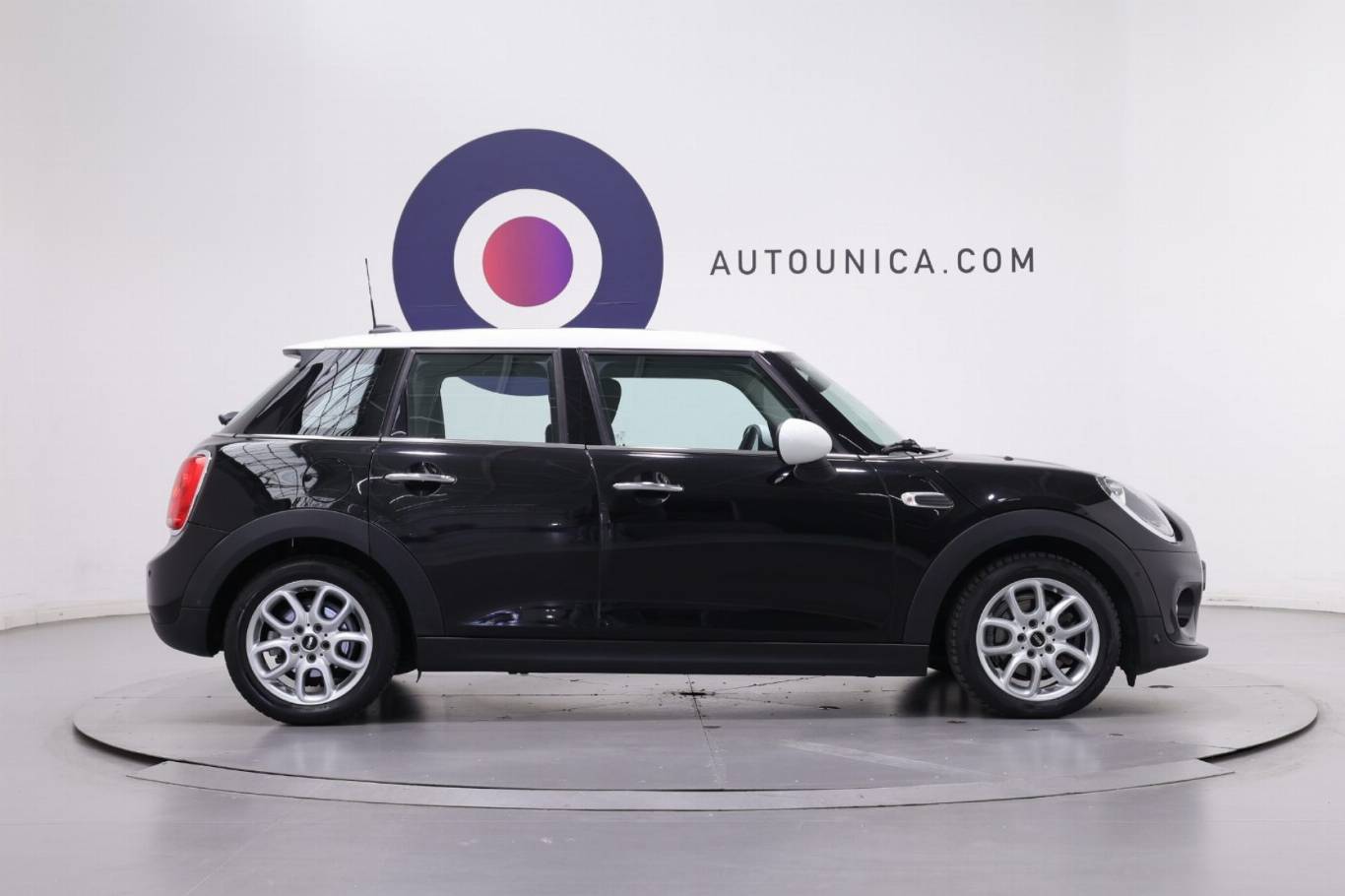 MINI Cooper 4