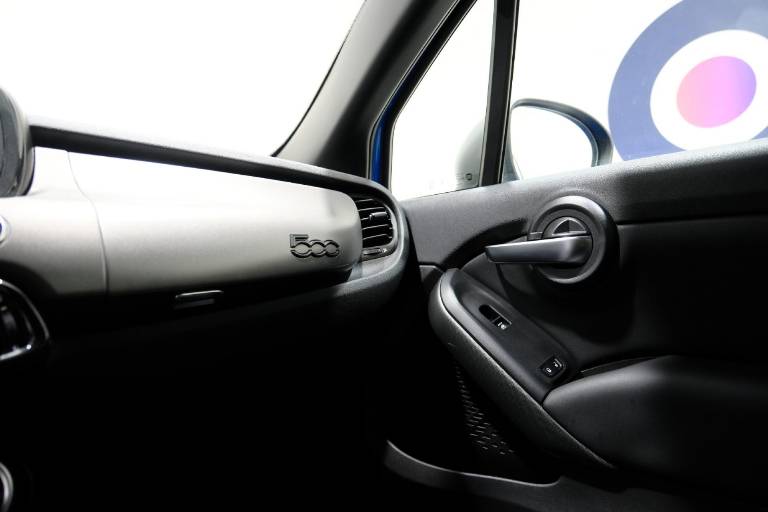 FIAT 500X 33