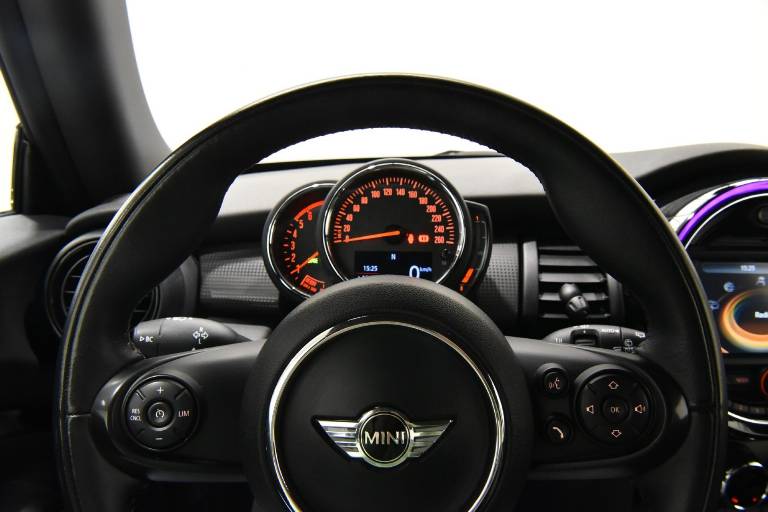 MINI Cooper D 9
