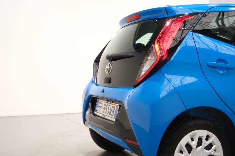 TOYOTA Aygo 48