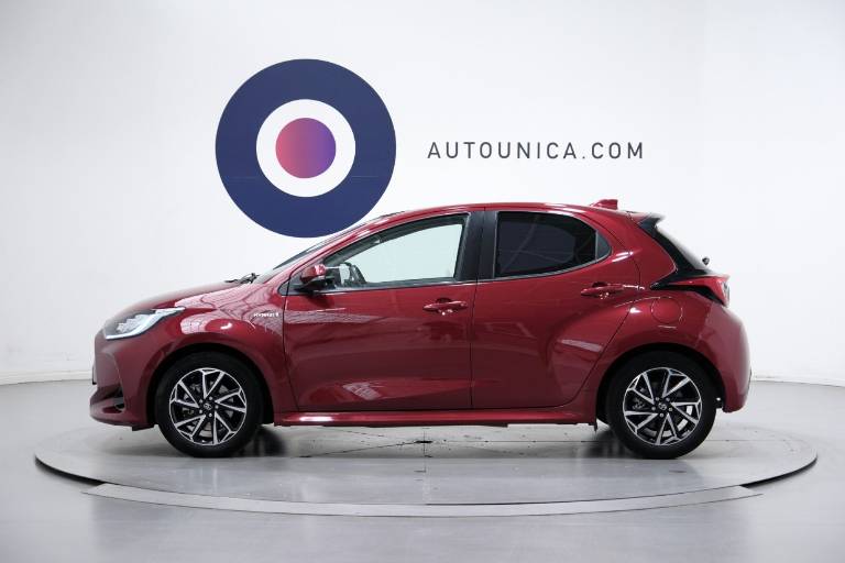 TOYOTA Yaris 19