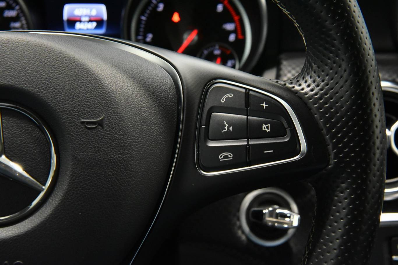 MERCEDES-BENZ A 180 42