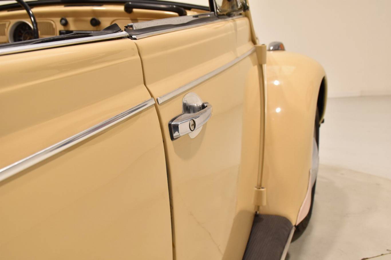 VOLKSWAGEN Maggiolino 92