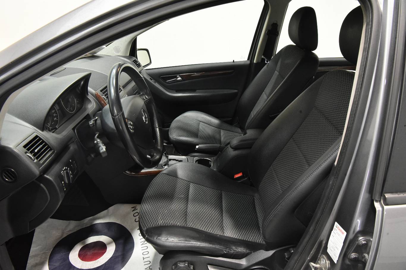 MERCEDES-BENZ Classe A 8