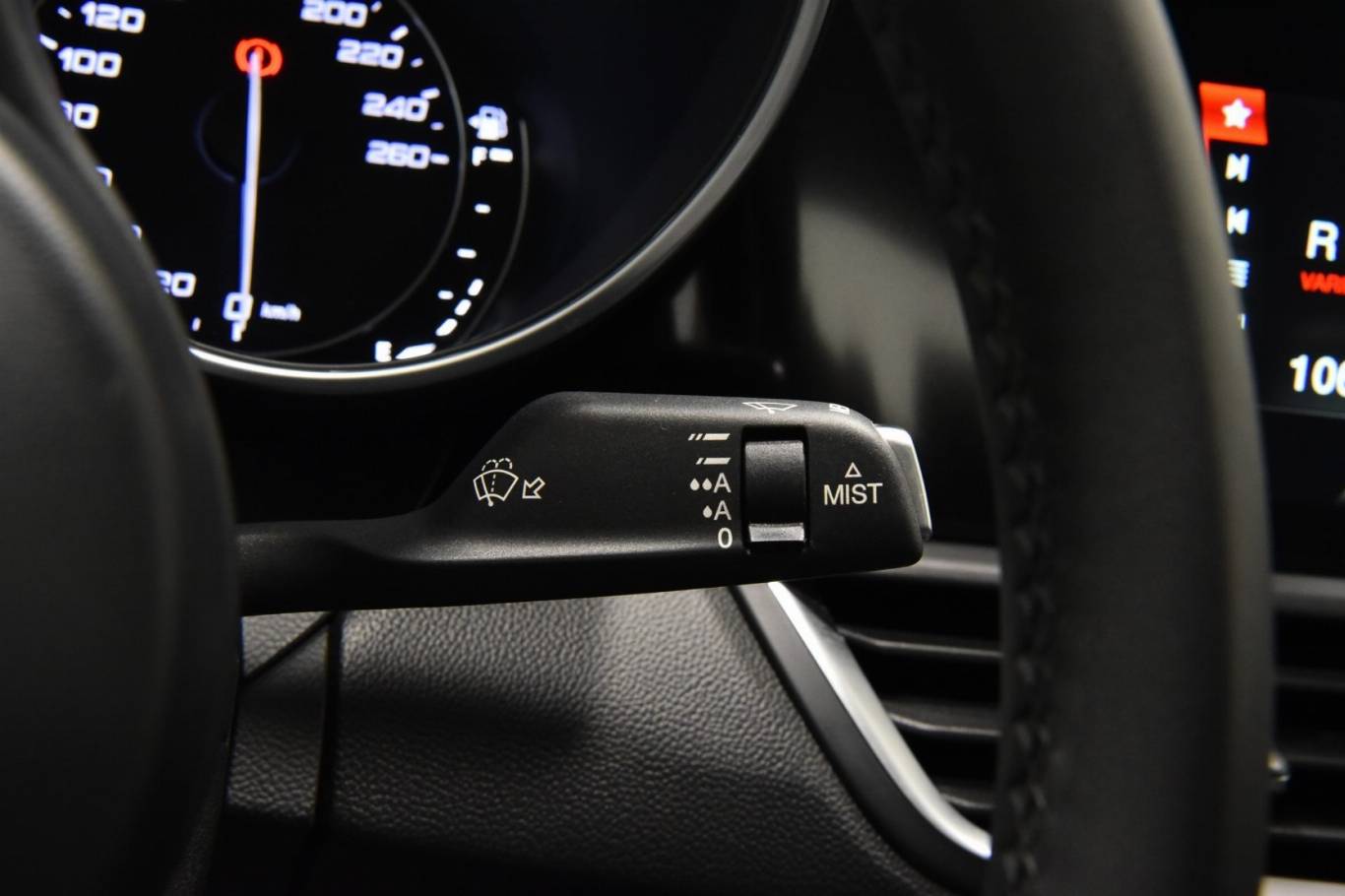 ALFA ROMEO Giulia 25