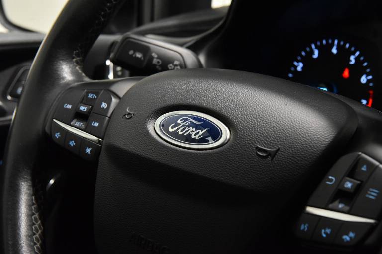 FORD Fiesta 27