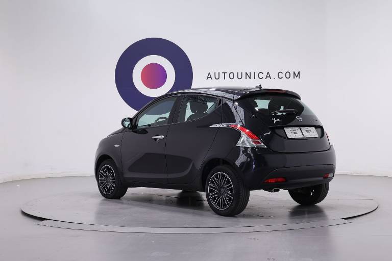LANCIA Ypsilon 7