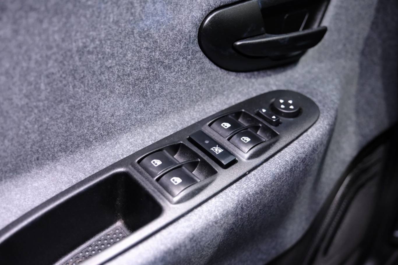LANCIA Ypsilon 31