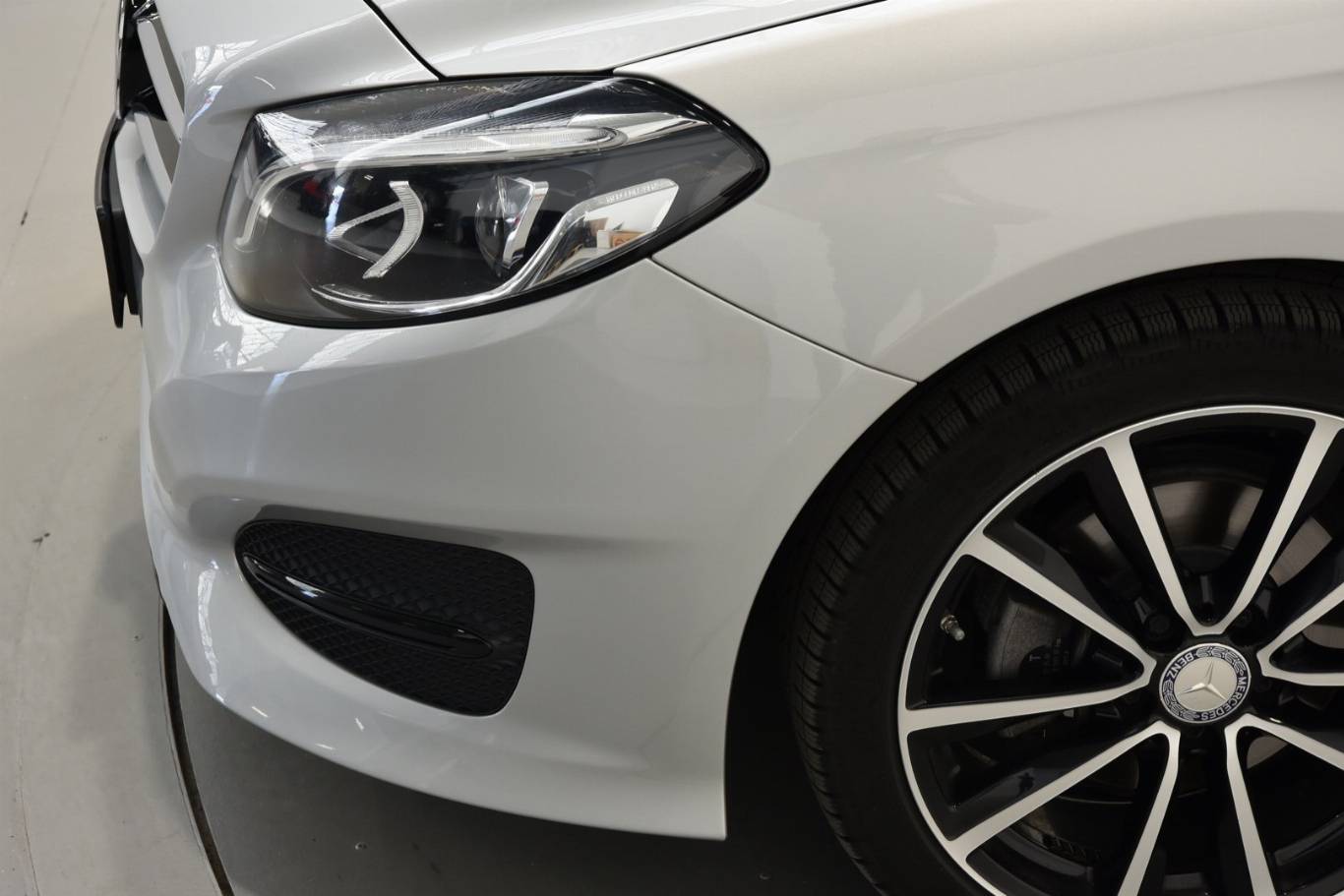 MERCEDES-BENZ B 200 60