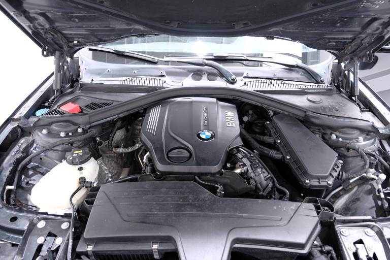 BMW 118 64