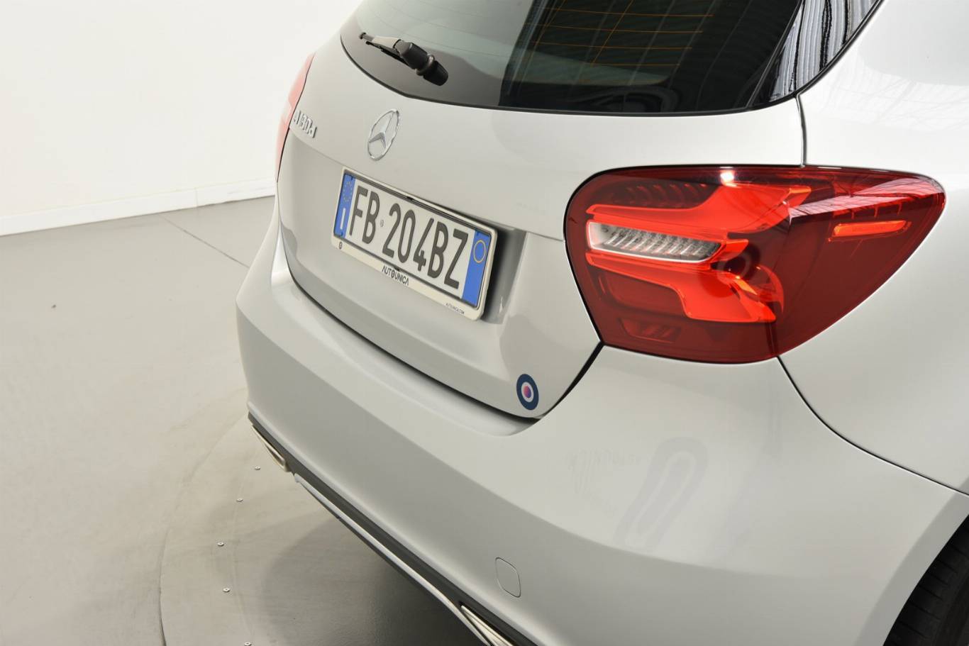 MERCEDES-BENZ A 180 63