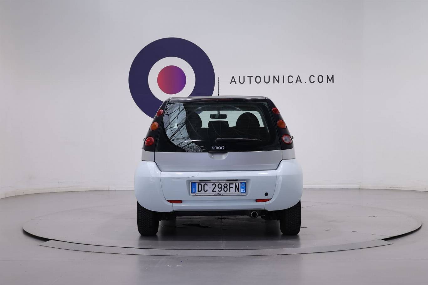 SMART ForFour 8