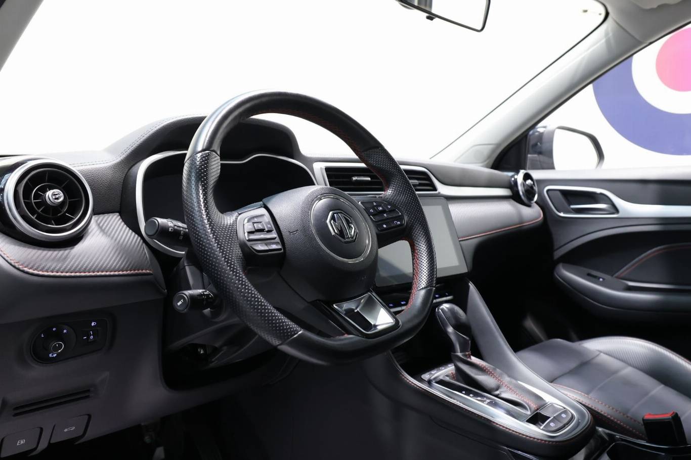 MG ZS 5