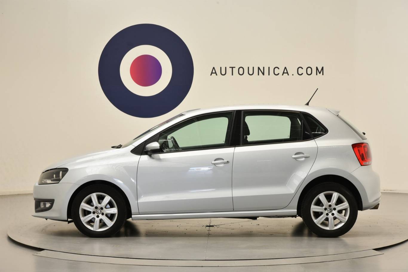VOLKSWAGEN Polo 31