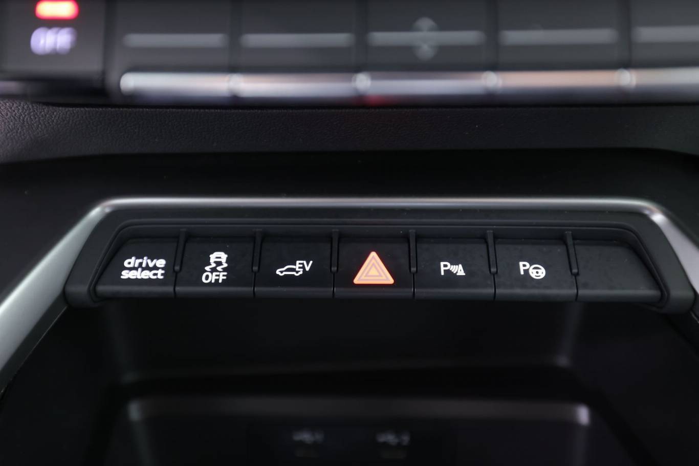 AUDI A3 32