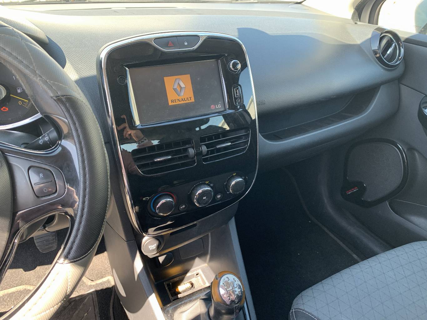 RENAULT Clio 4ª serie 10