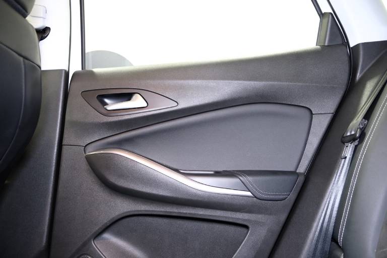 OPEL Grandland 41