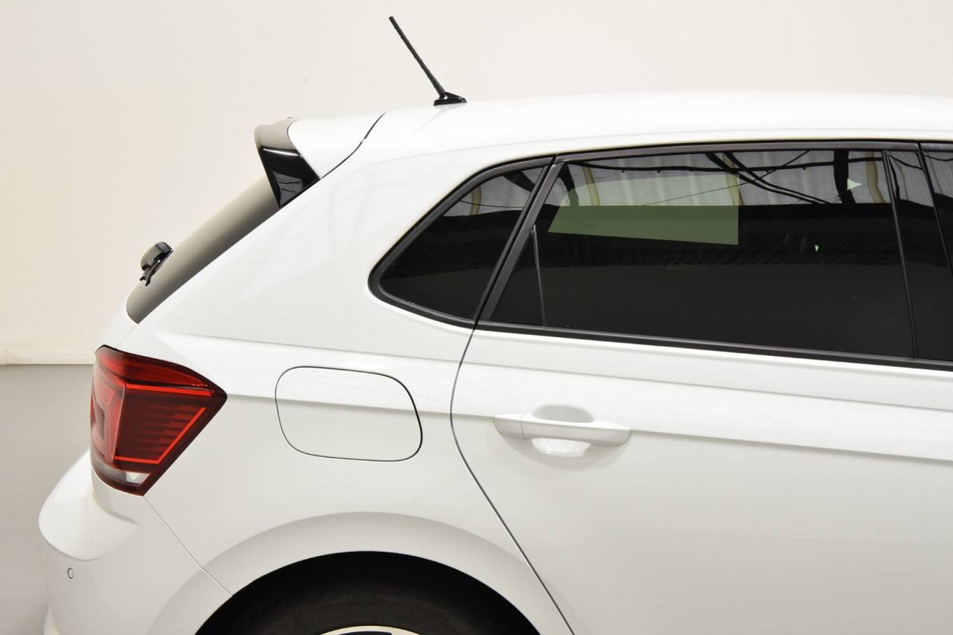 VOLKSWAGEN Polo GTI 53