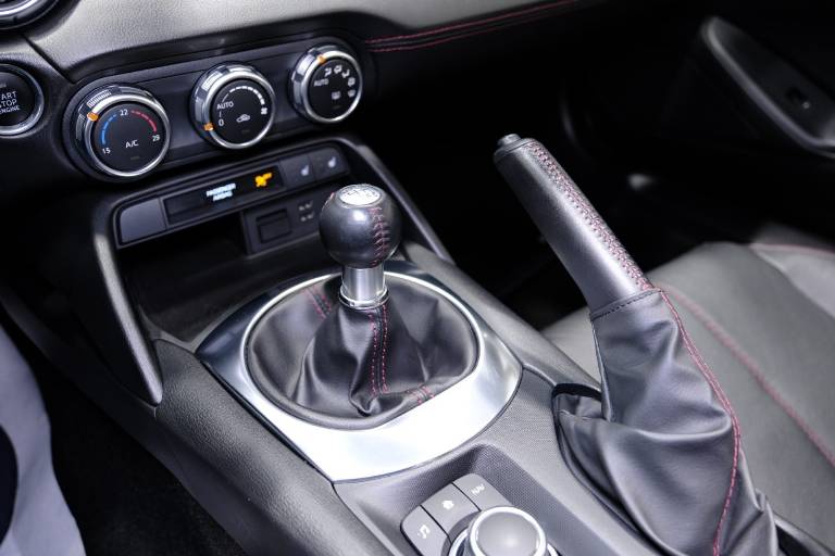MAZDA MX-5 31