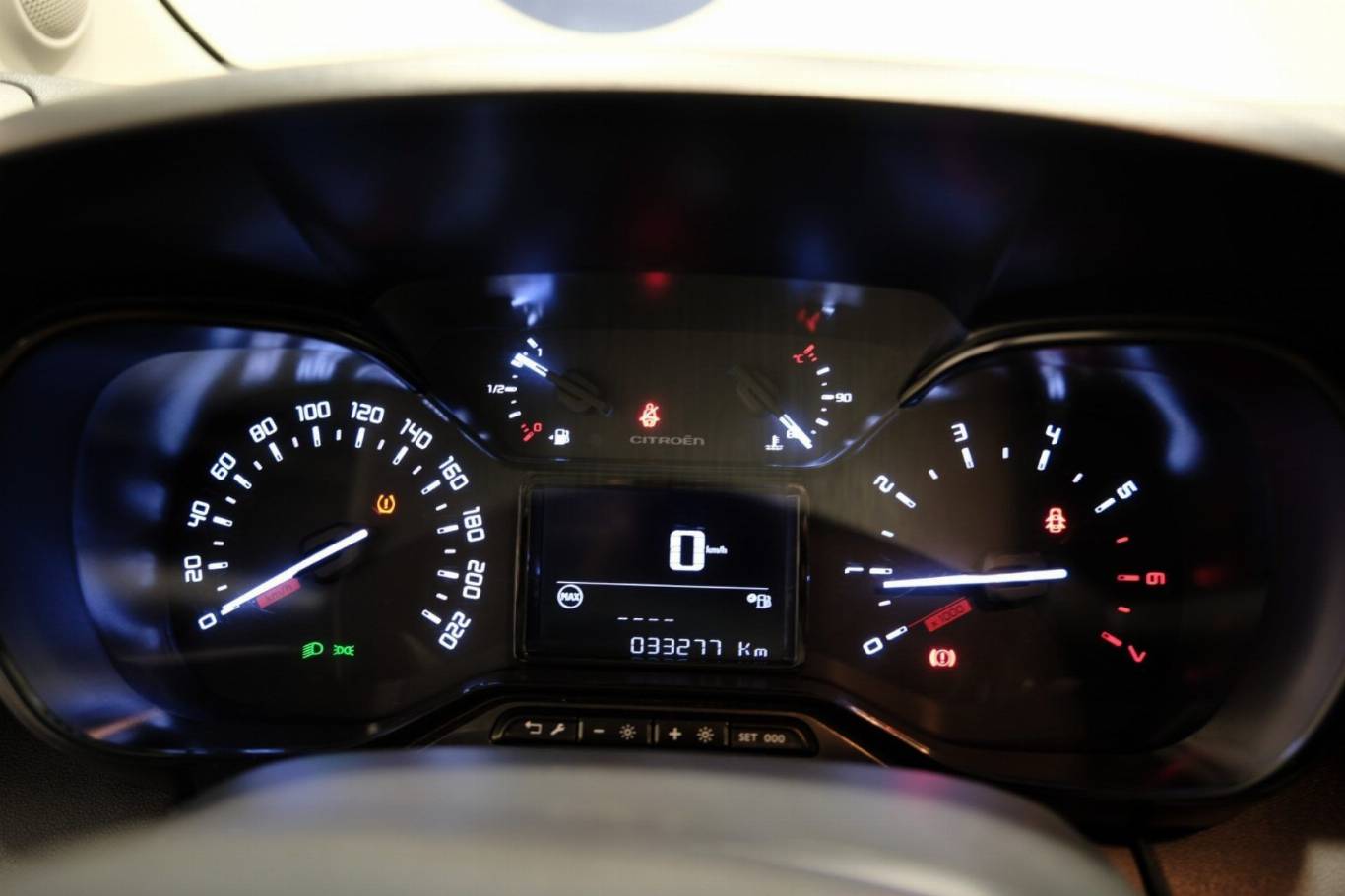 CITROEN C3 Aircross 8