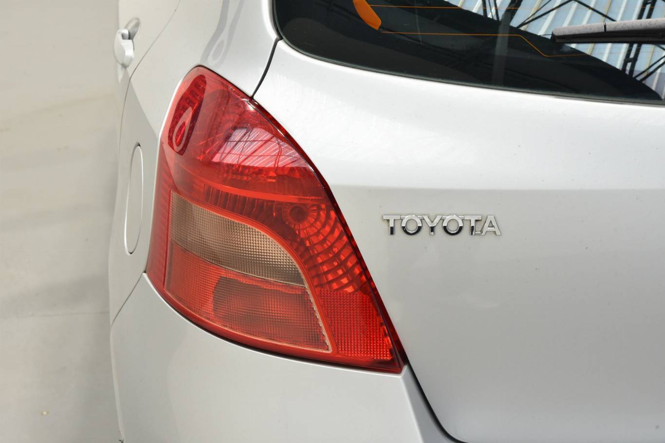 TOYOTA Yaris 27