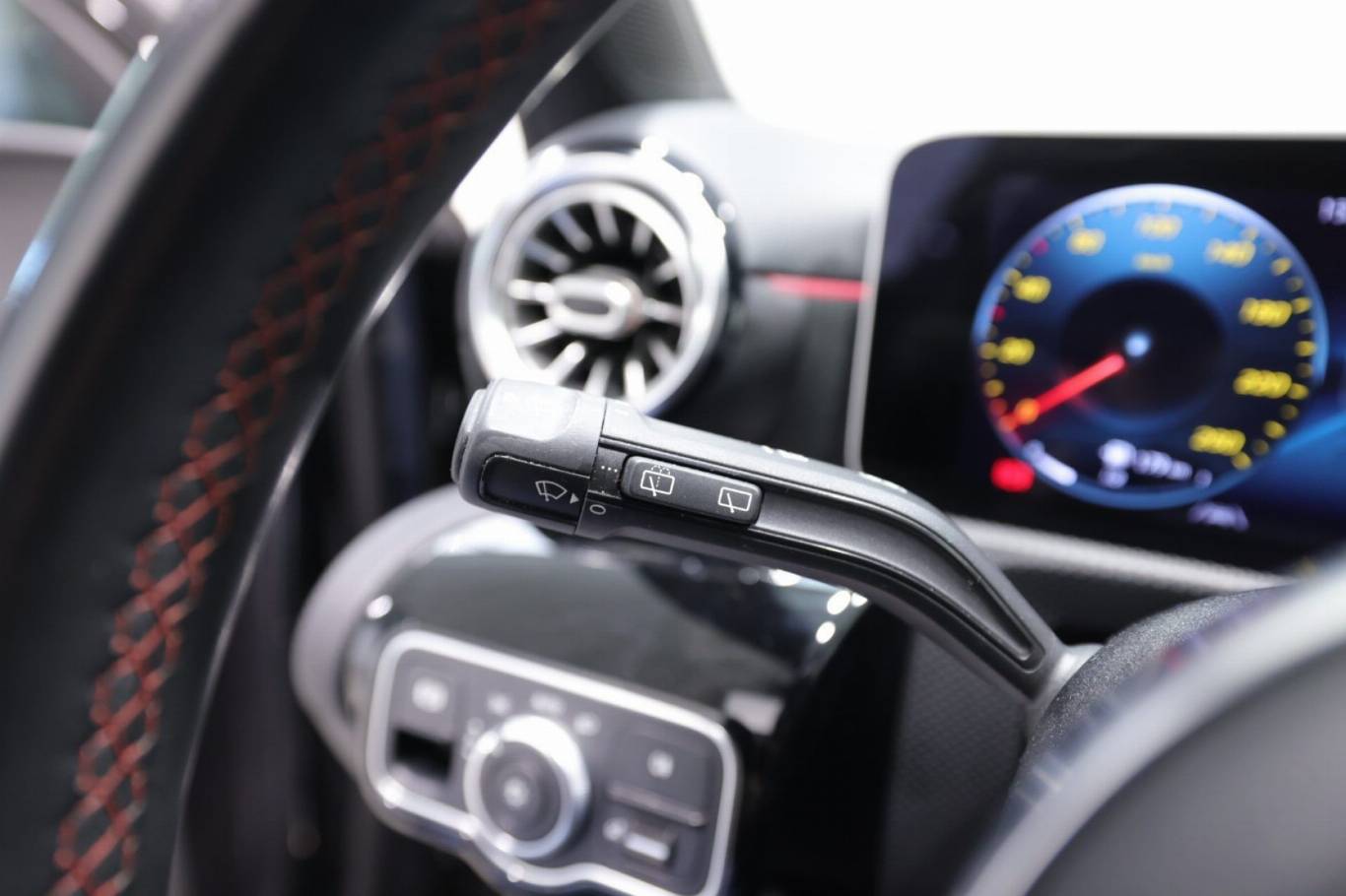 MERCEDES-BENZ Classe A 23