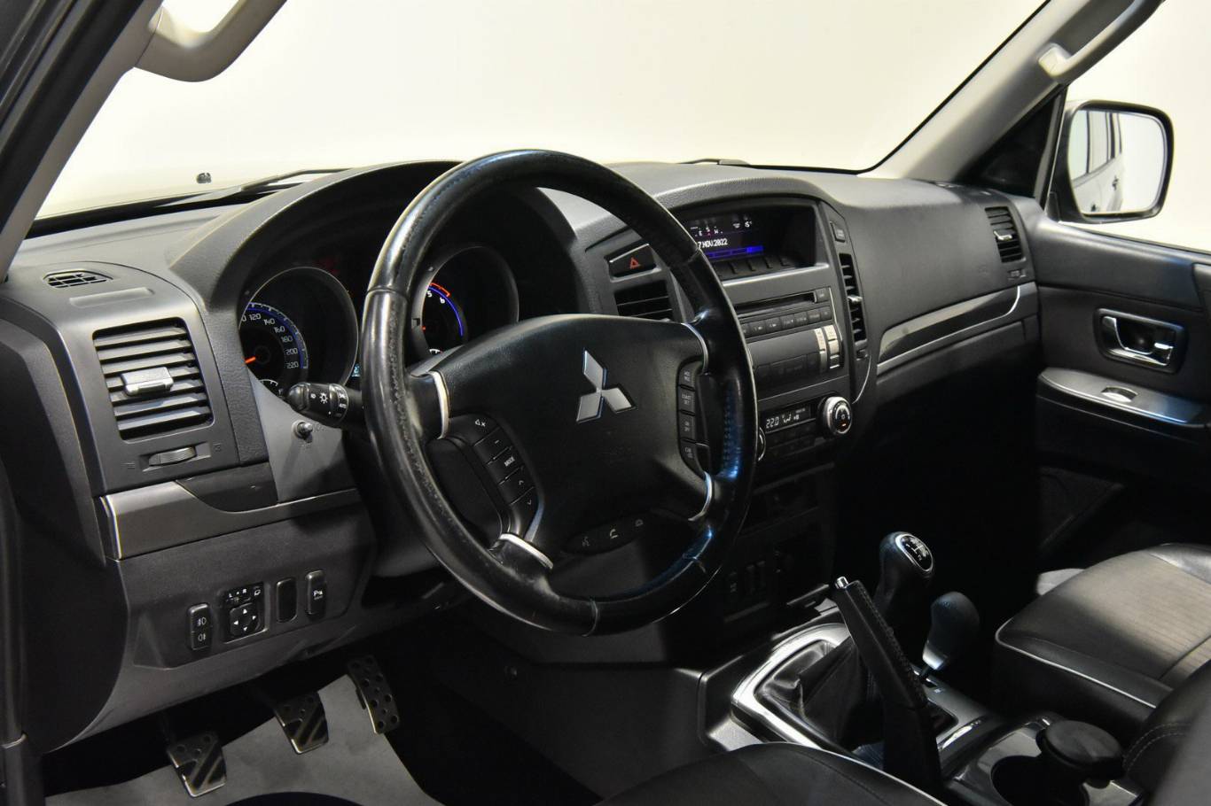 MITSUBISHI Pajero 3