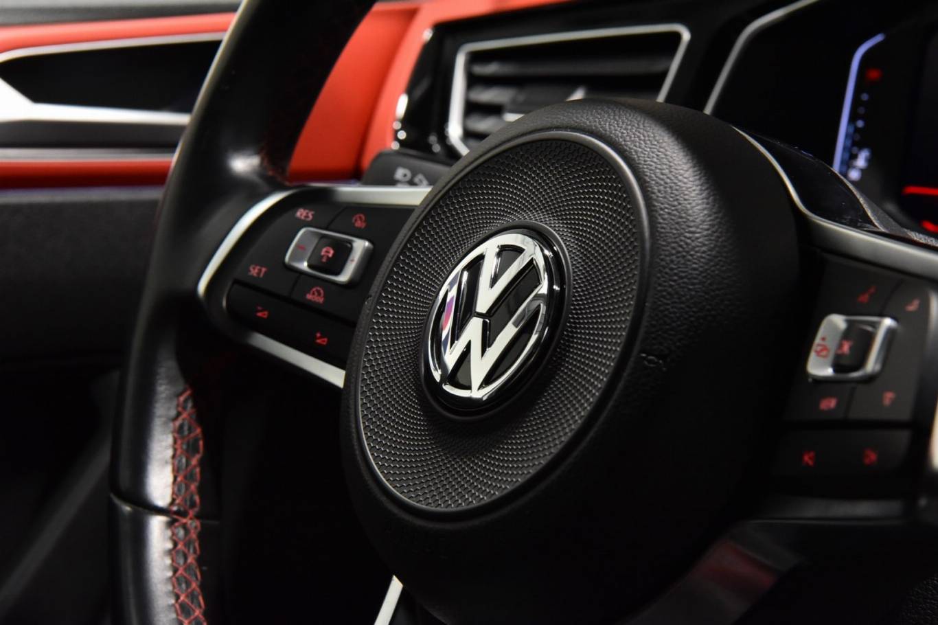 VOLKSWAGEN Polo GTI 22