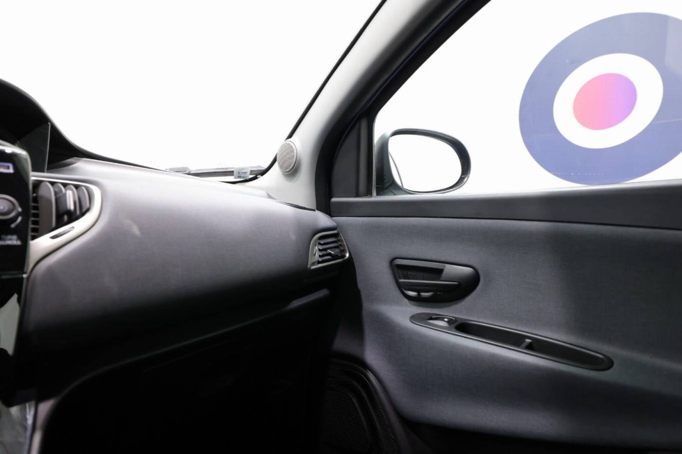 LANCIA Ypsilon 27