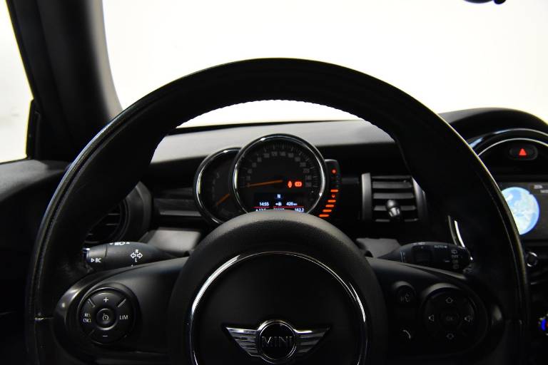 MINI Cooper D 9