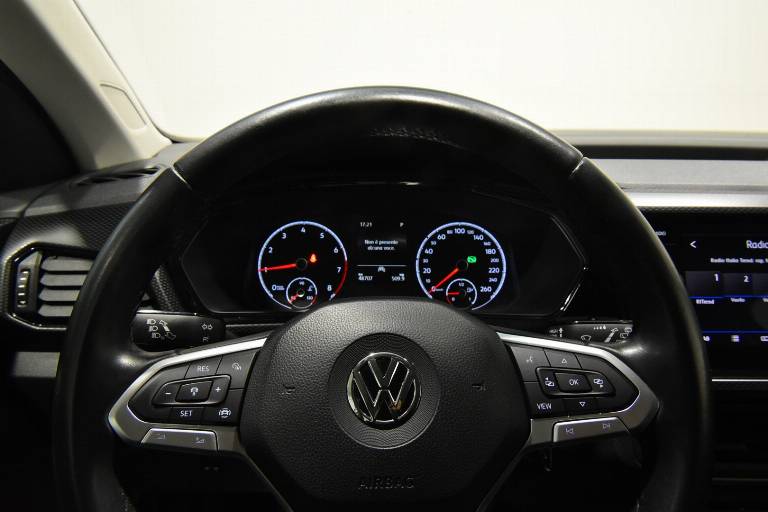 VOLKSWAGEN T-Cross 23