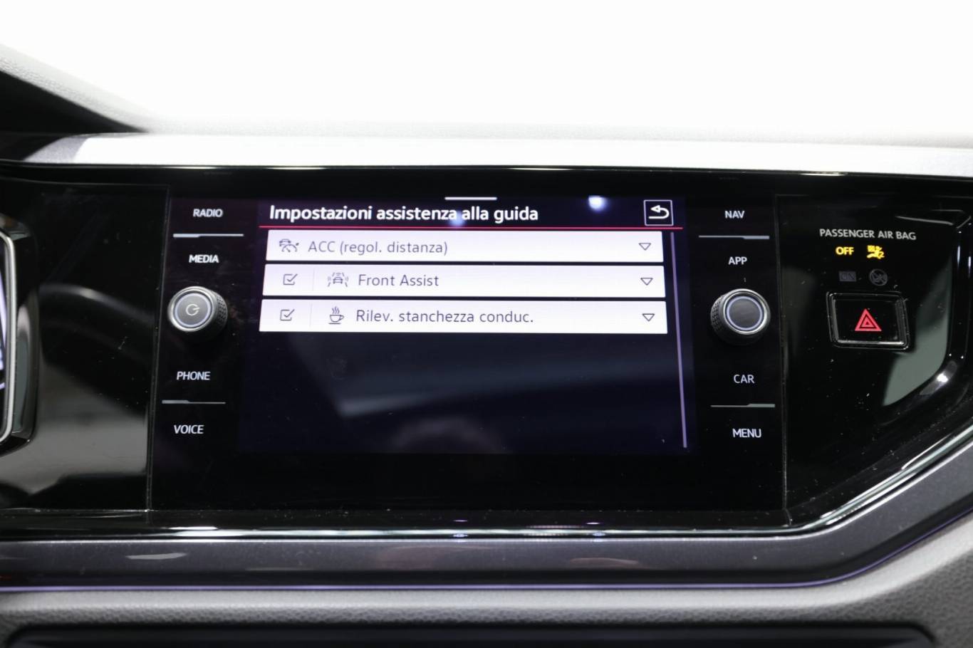 VOLKSWAGEN Polo GTI 27