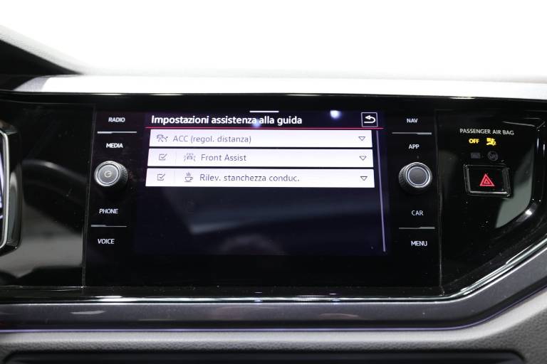 VOLKSWAGEN Polo GTI 27