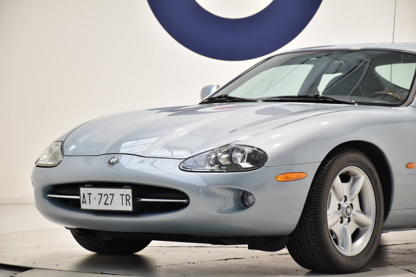 JAGUAR XK8 14